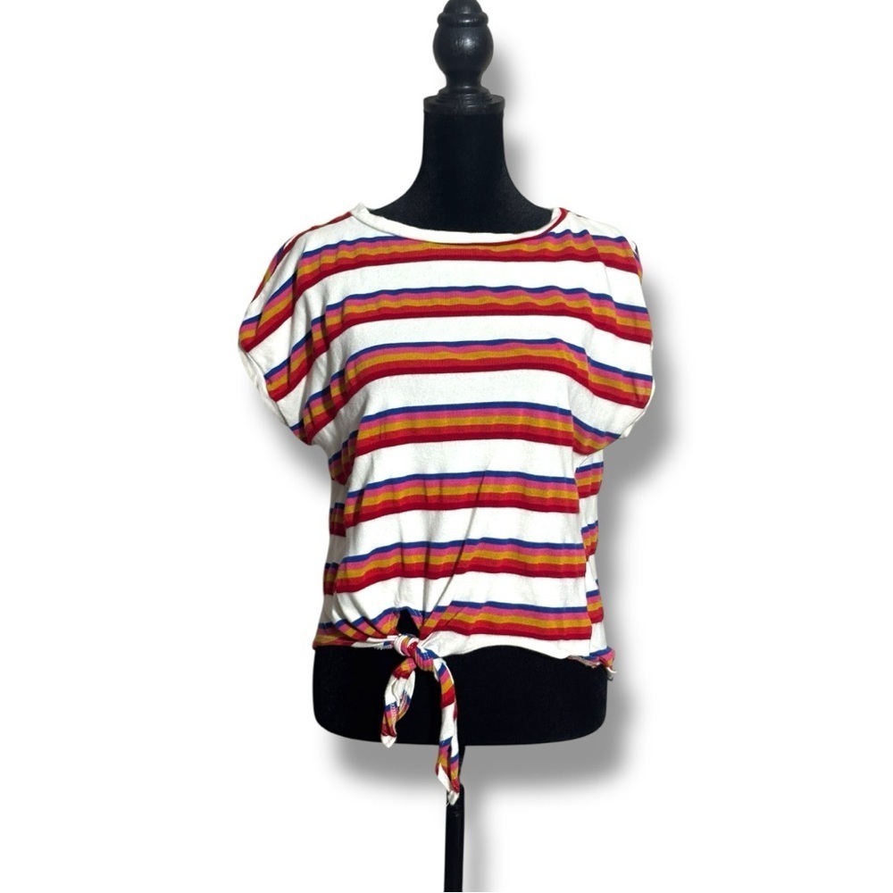 Ginger G Red/White Multicolor Dolman Sleeve Tie Front Crewneck Cropped Tee - Picture 2 of 15